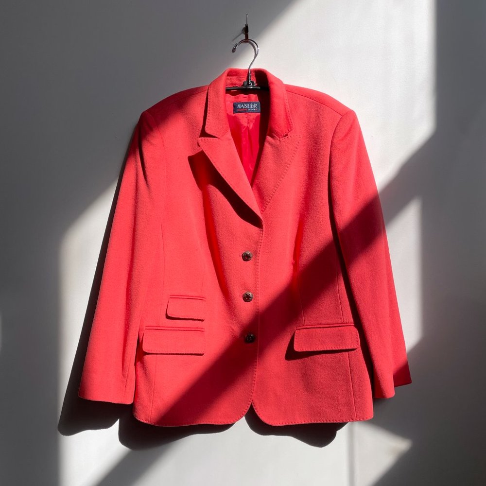 BASLER Salmon Soft Wool Angora Felt Blazer With Rhinestone Buttons sz 46 12
